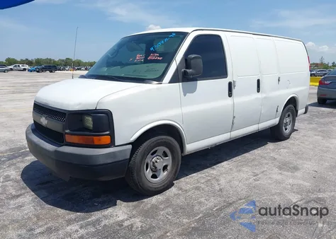 2007 Chevrolet Express Work Van z USA, uszkodzony, nr VIN 1GCFG15X271134465